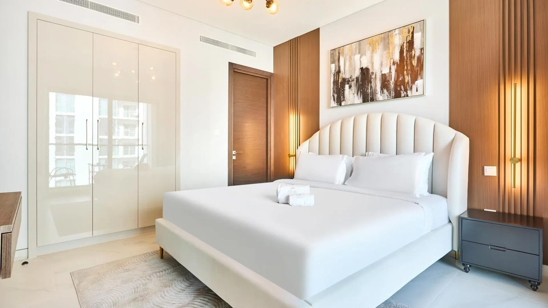 Stay By Latinem Luxury 1Br Holiday Home Cvg 3106 Near Burj Khalifa Dubai United Arab Emirates