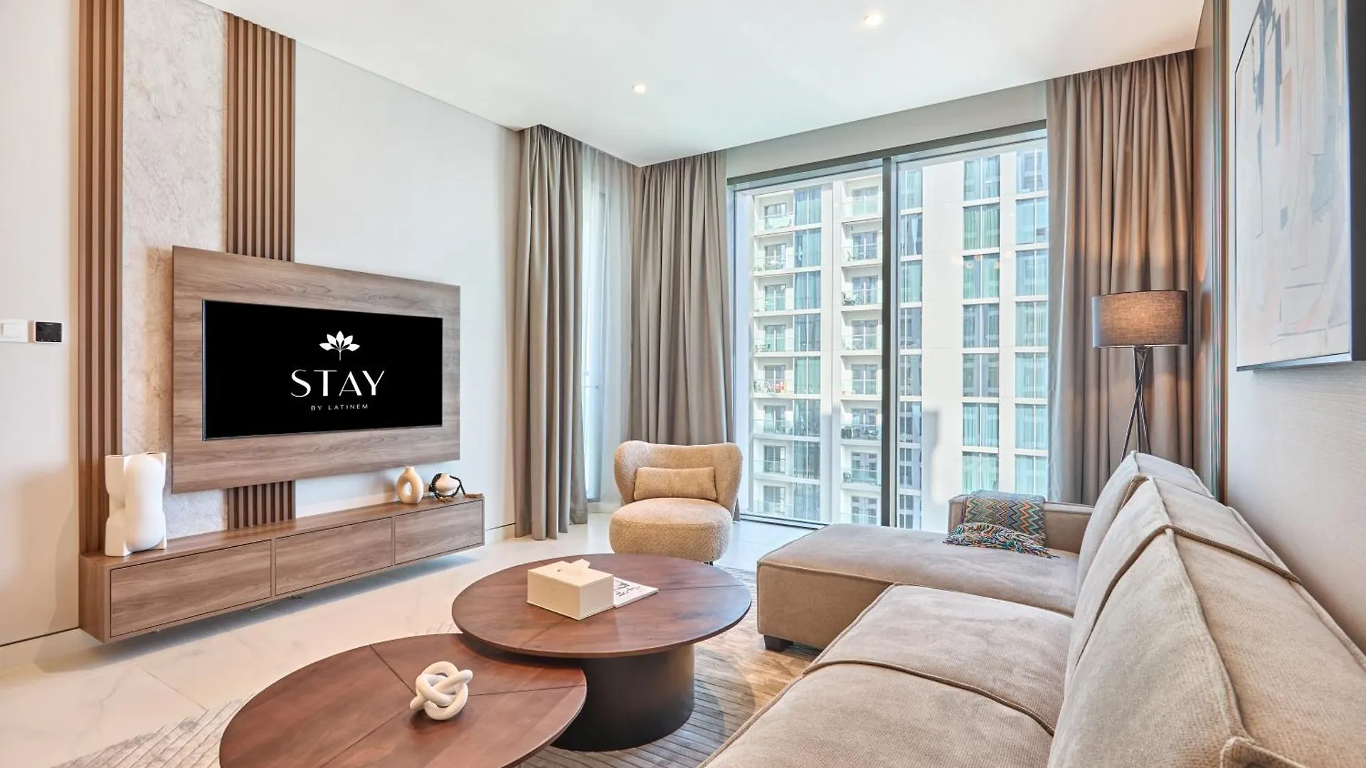 Stay By Latinem Luxury 1Br Holiday Home Cvg 3106 Near Burj Khalifa Dubai